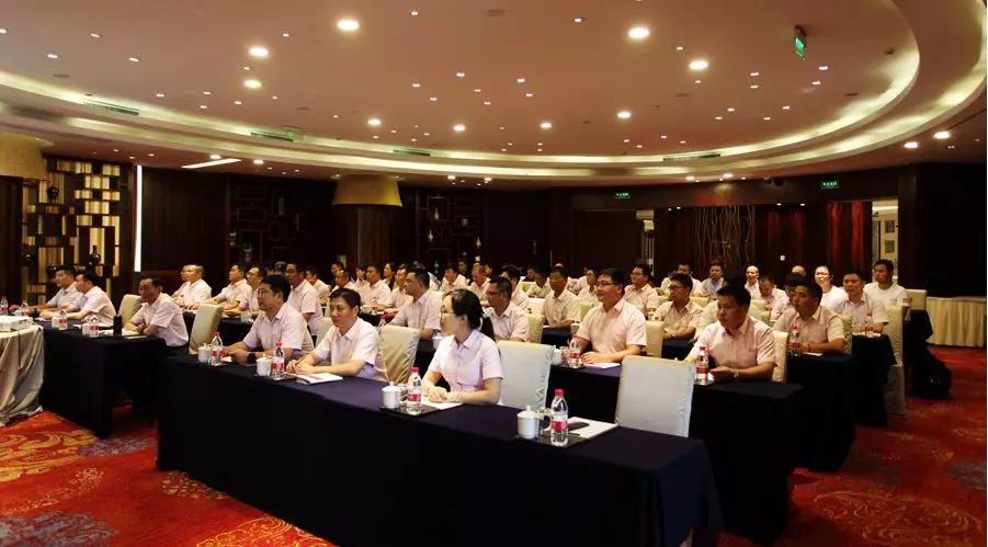 話“破繭”之勢，商“創(chuàng)新”之路 — 祝賀西尼機(jī)電2018年半年度營銷會議圓滿舉行